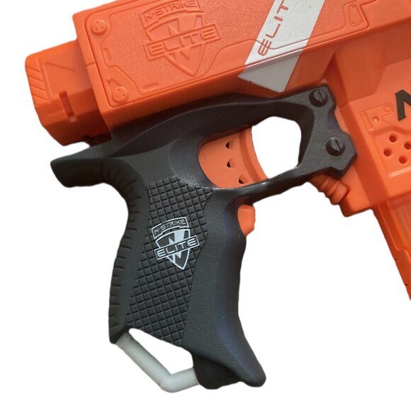 Nerf N-Strike Elite Stryfe Orange Battery Powered Motorized Blaster - Picture 4 of 7